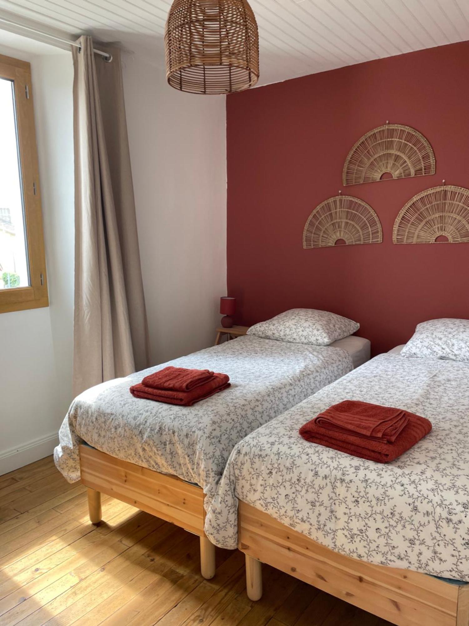 Bed and Breakfast Bien Et Toit Montredon  Exterior foto